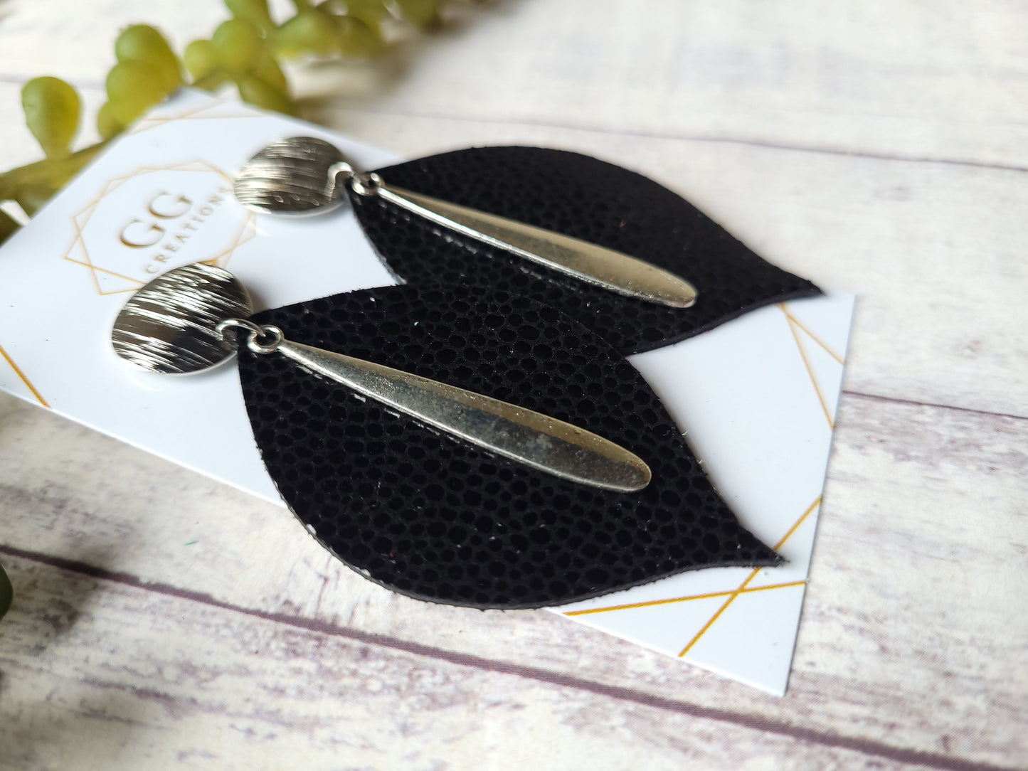 Preorder - Decorative Cross - Steel Ruled Earring Die - 2 sizes available