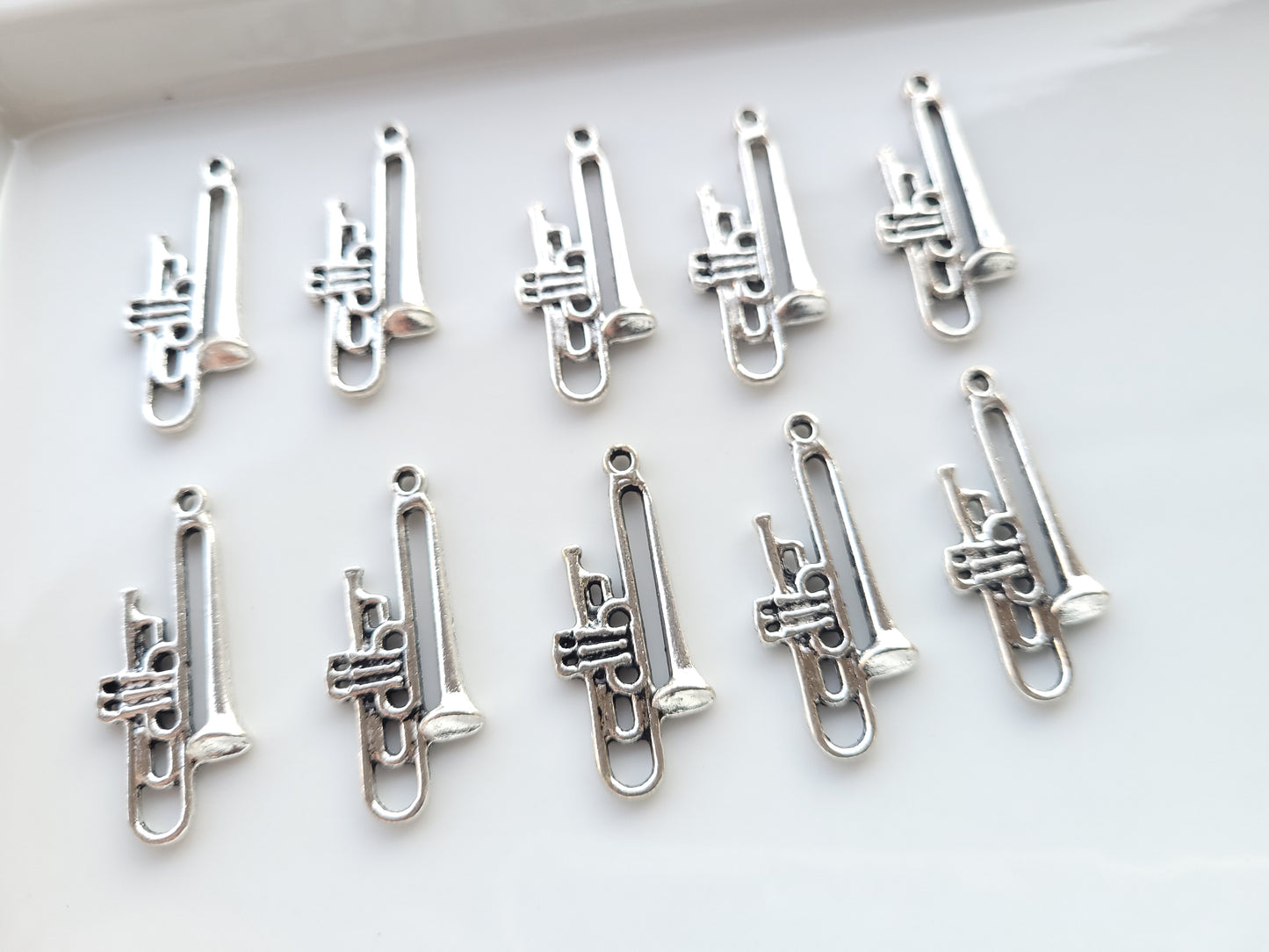 Trombone Charms - Silver - 10 pieces (5 pair)