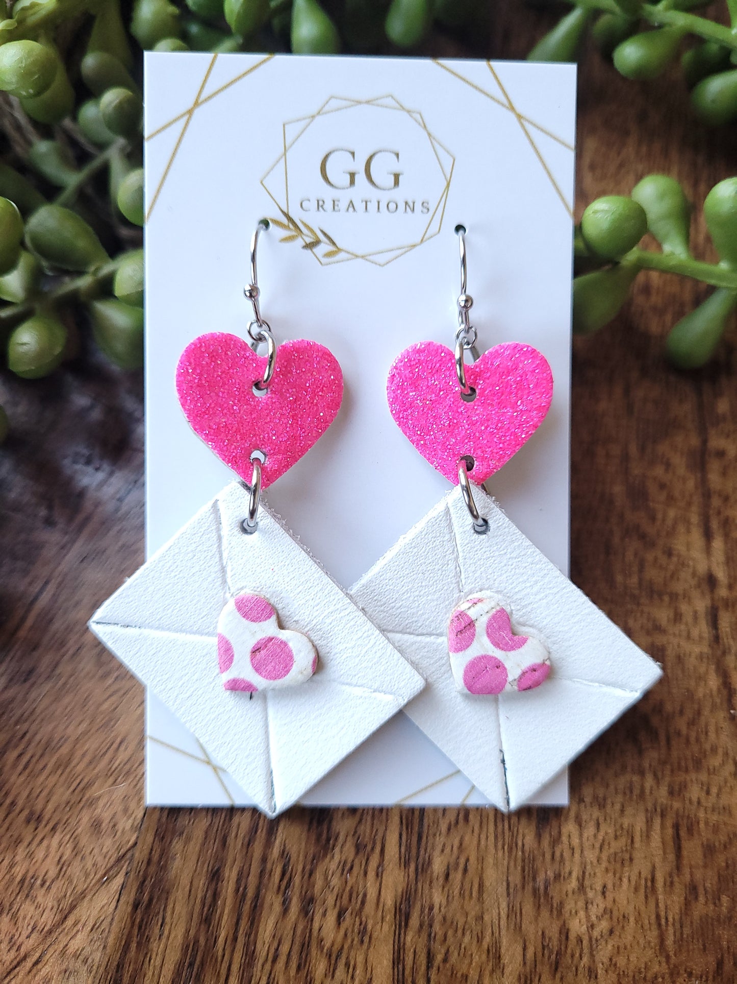 Sealed with Love - Heart Embossed Envelopes (Pair) - Steel Rule Earring Die