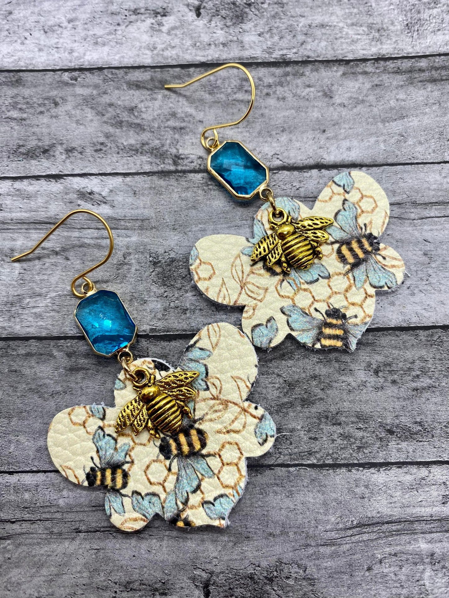It's a Bug's Life Trio - 1.5" Embossed - Steel Rule Wooden Earring Die