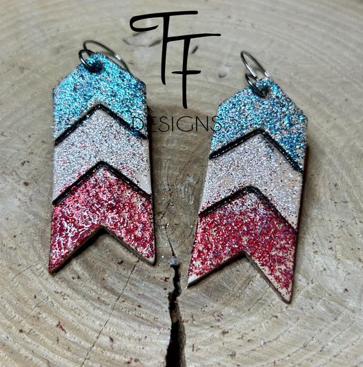 Embossed Chevron (pair) - Steele Rule Wooden Earring Die