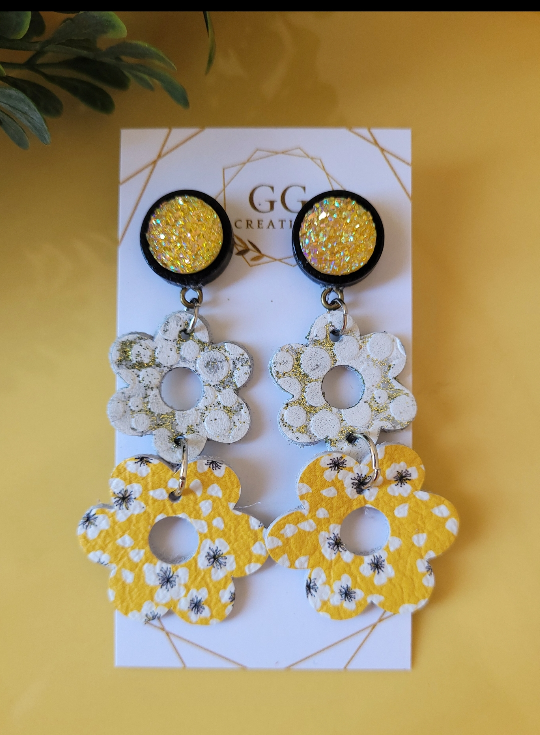 Preorder - Stackable flowers- 2" pair - Steel Rule Wooden Earring Die