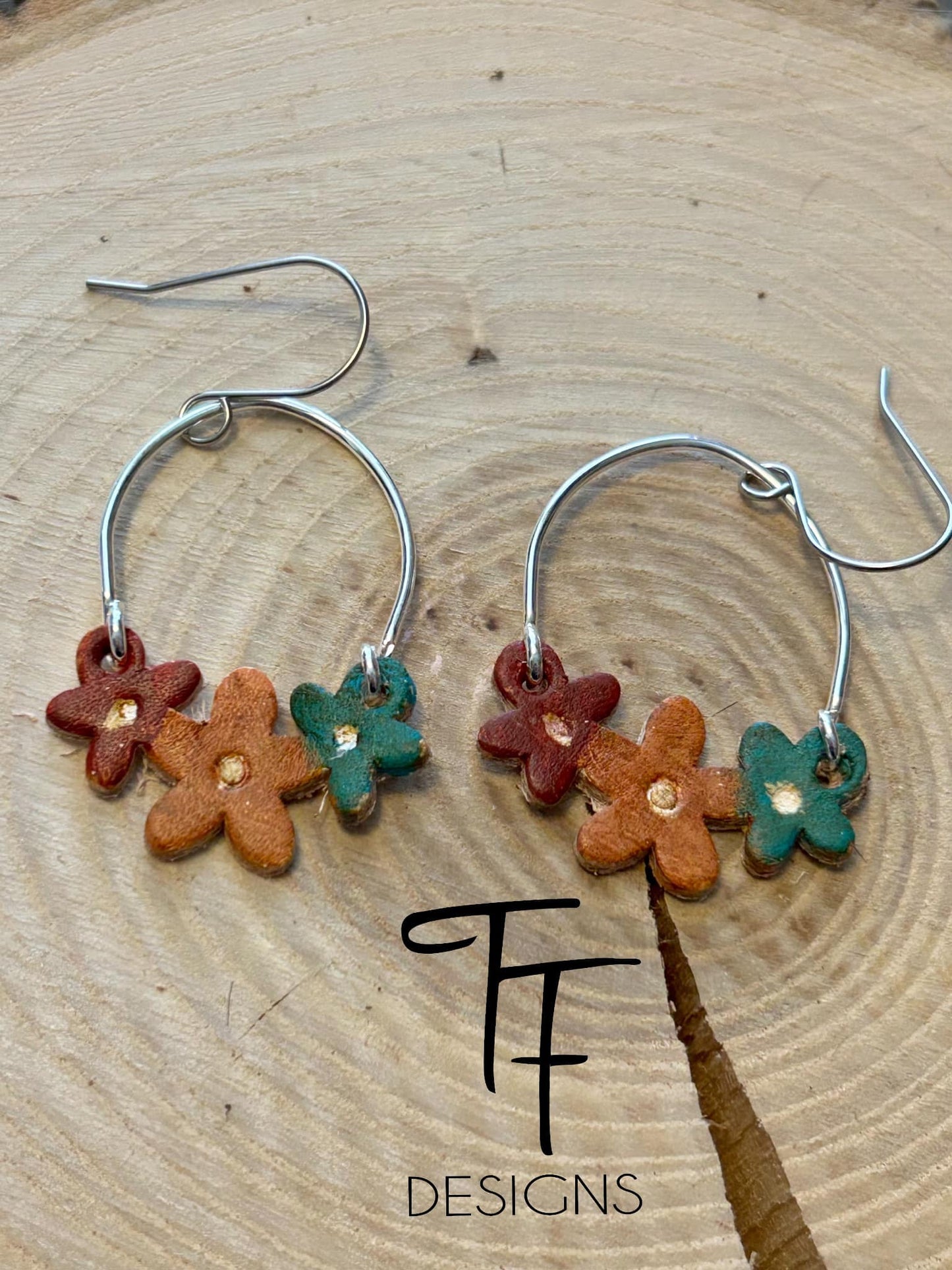 Embossed Arched Flowers - Steele Rule Wooden Earring Die