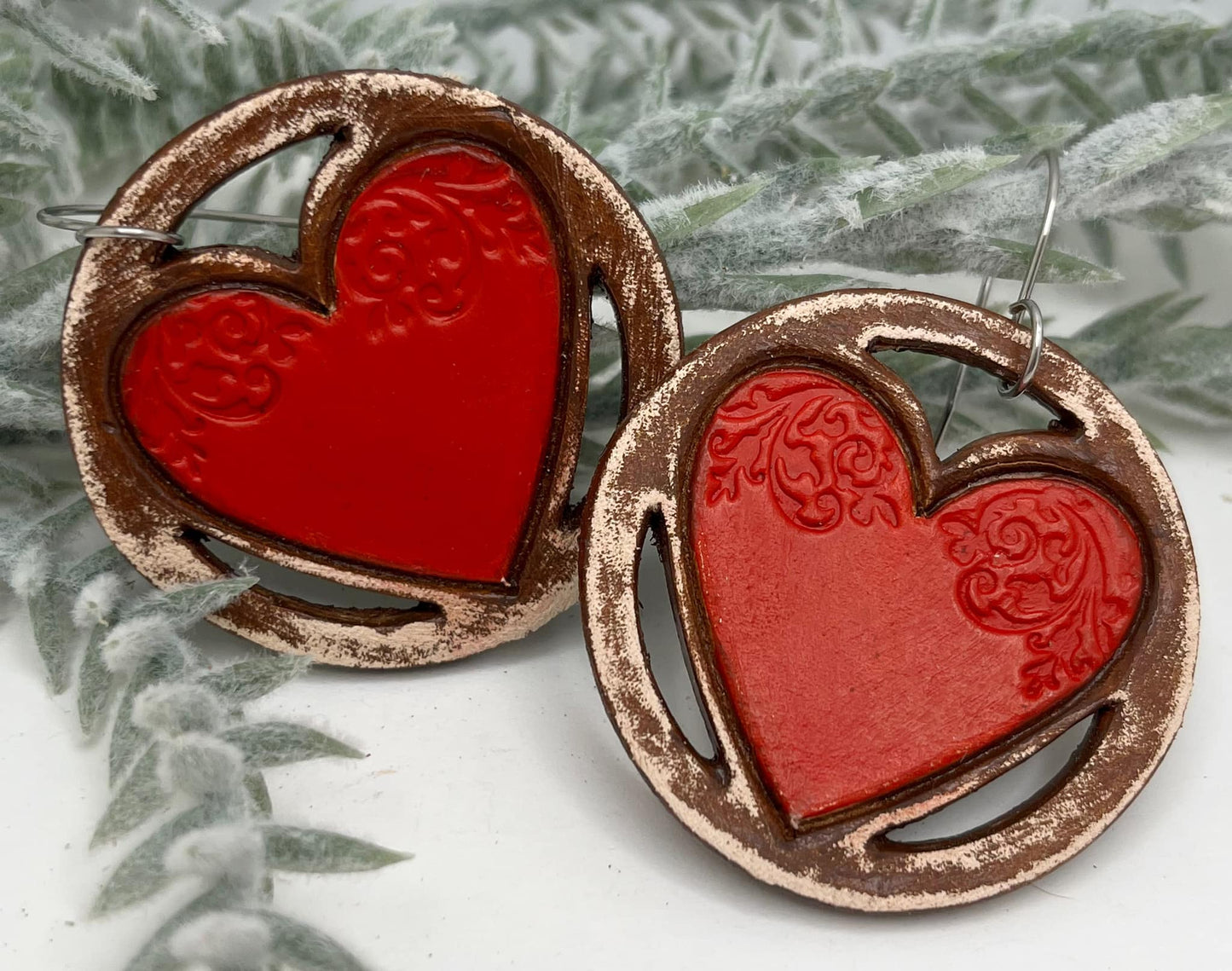 Heart on Circle - 1.75" pair - Steel Rule Wooden Earring Die