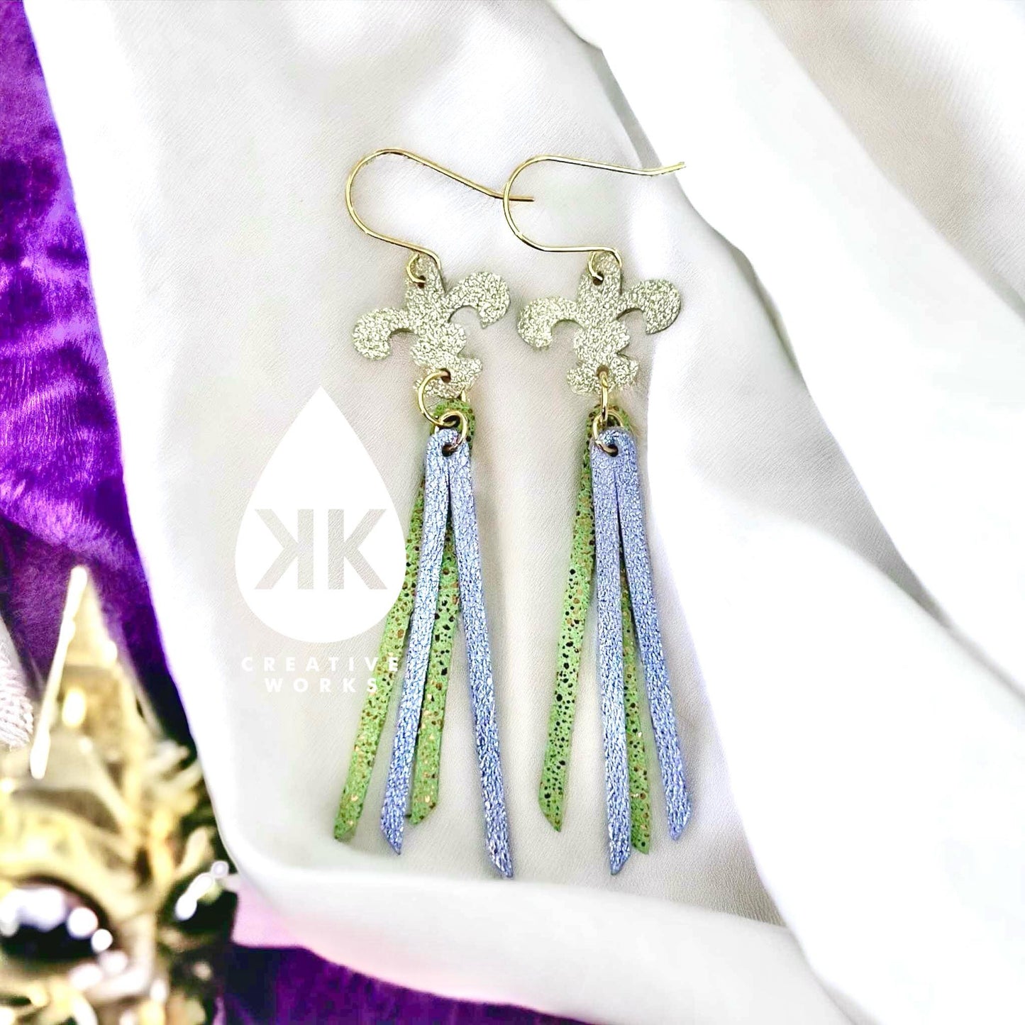 Kings Trio- 1.75" dangle - Steel Rule Earring Die