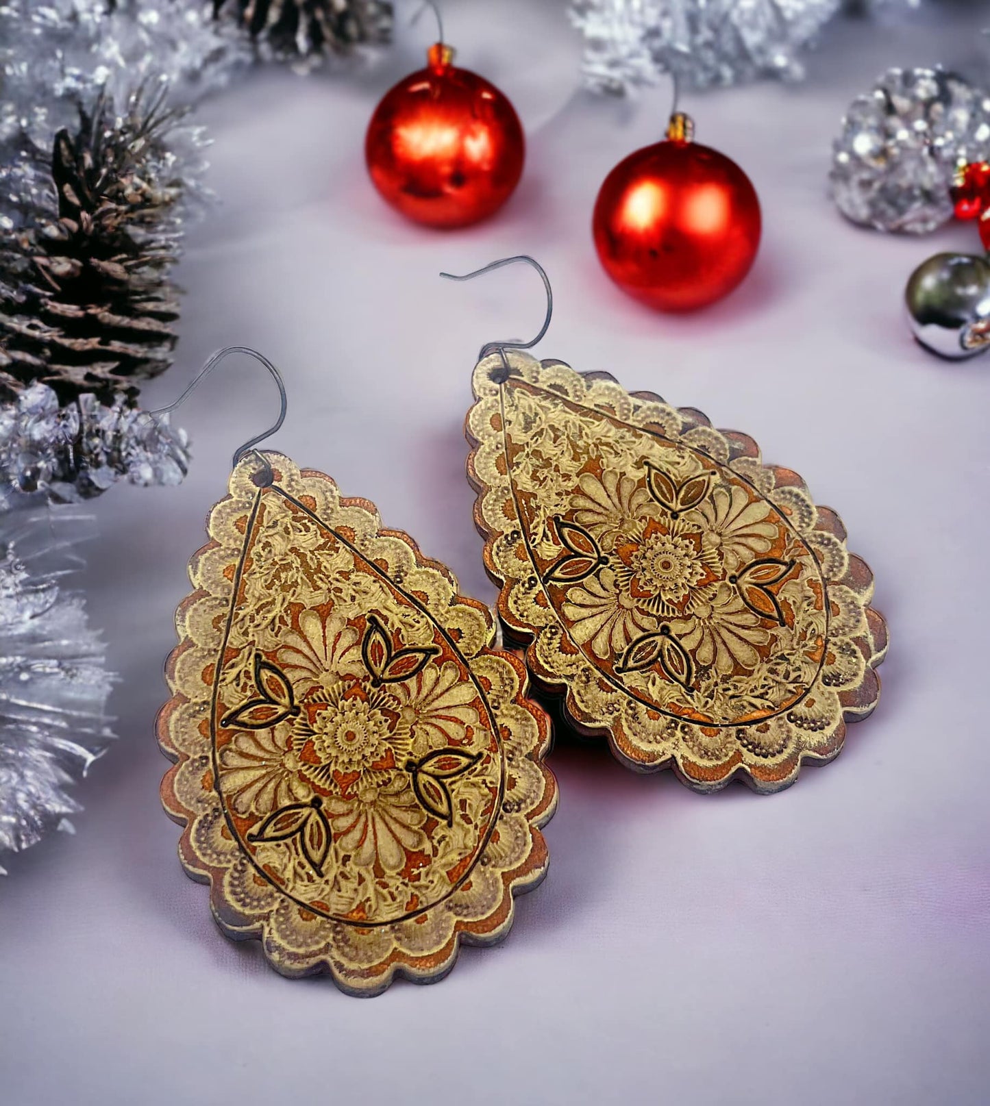 Scalloped teardrops - 3 sizes - not embossed - Steele Rule Wooden Earring Die