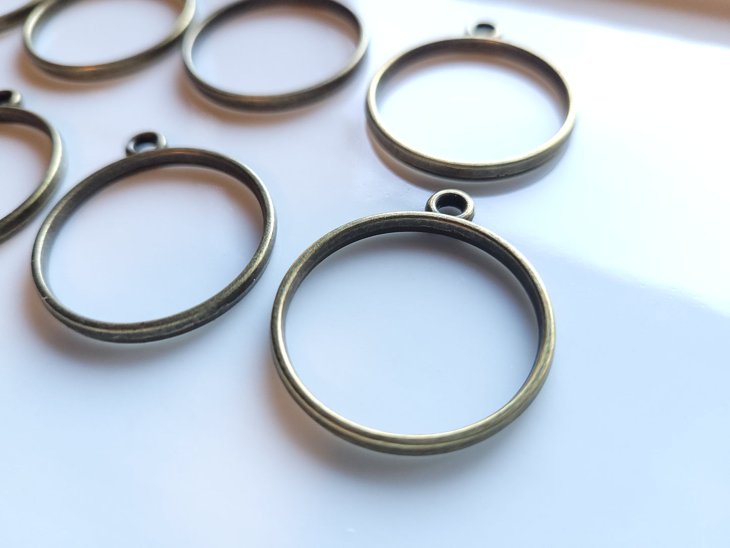 Pendant/Hoops Tray Bezel - 10 pieces - antique bronze