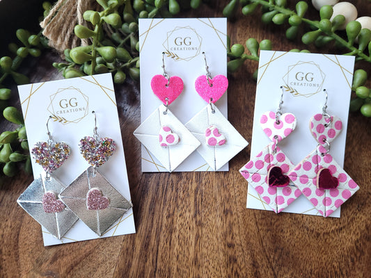 Sealed with Love - Heart Embossed Envelopes (Pair) - Steel Rule Earring Die