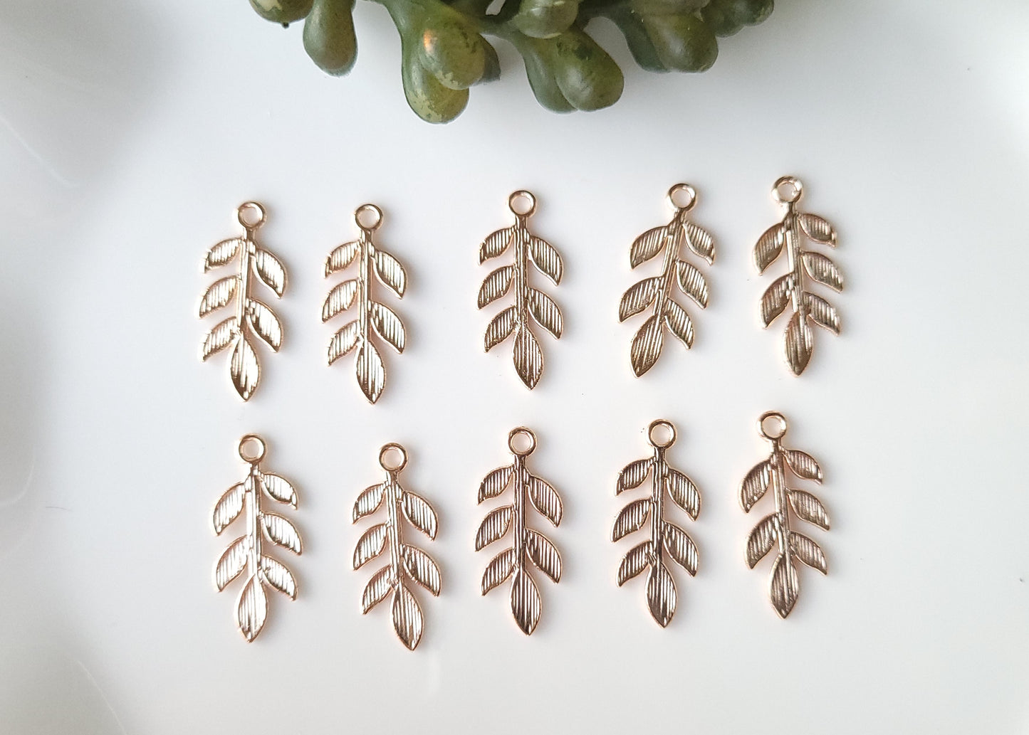 Golden Mini Leaves Charms - 5 pair