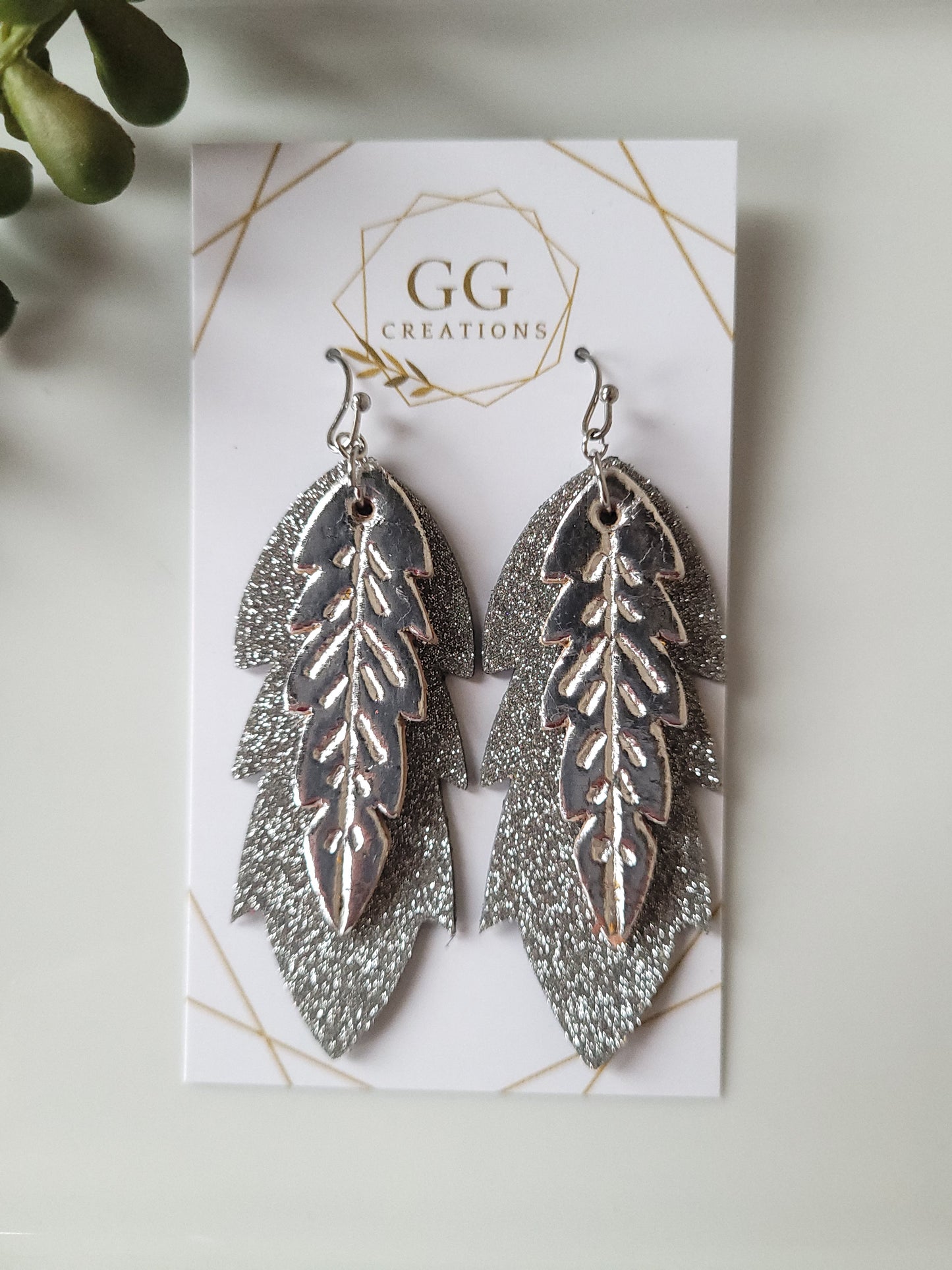 Nora - Embossed Double layered Feather (pair) - Steel Rule Wooden Earring Die