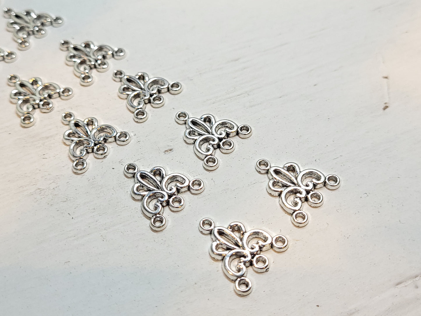 Connector Charm Pendants - style 7 - 12 pieces -silver