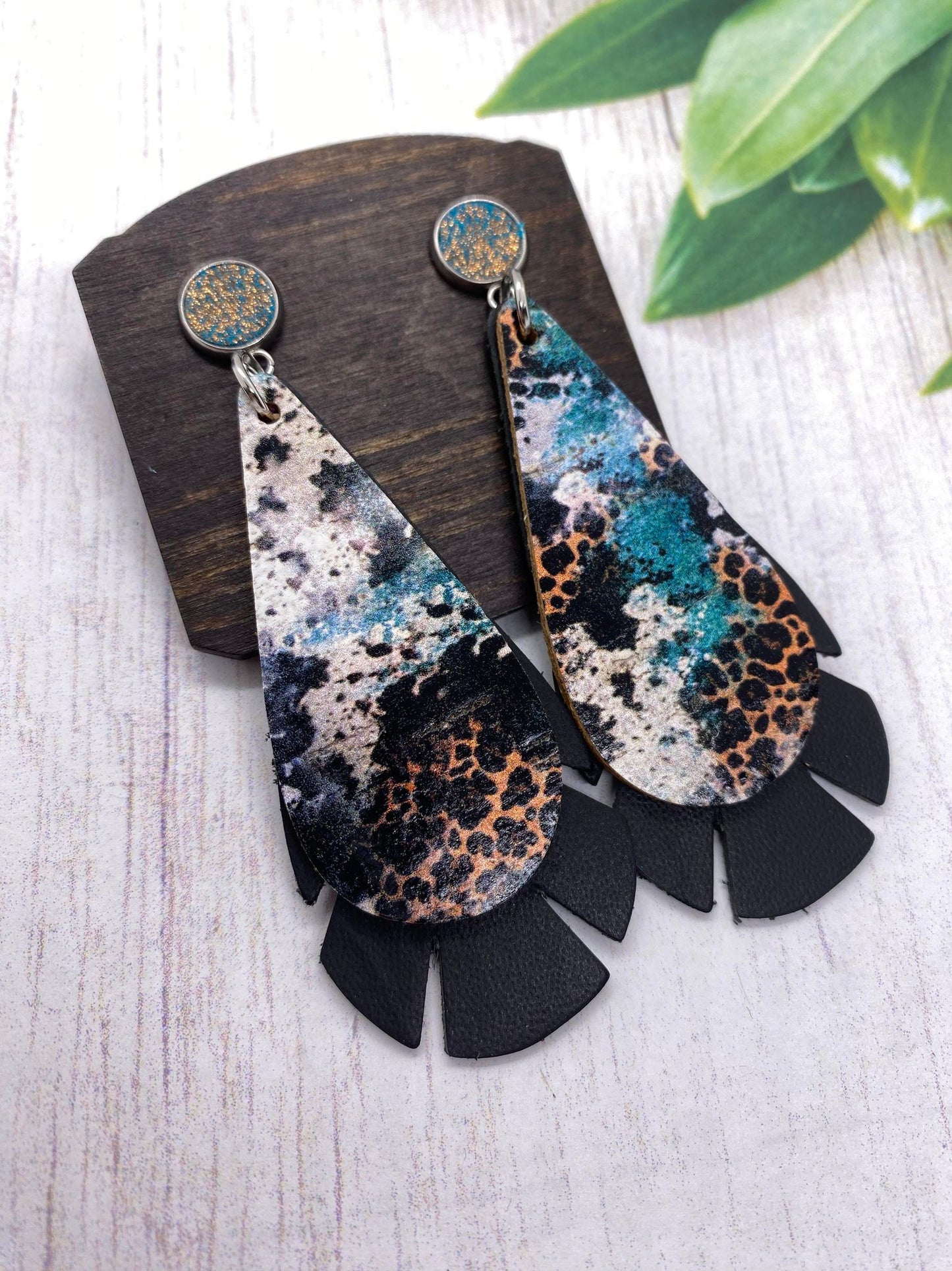 Leona Feathers - pairs - Steel Rule Wooden Earring Die