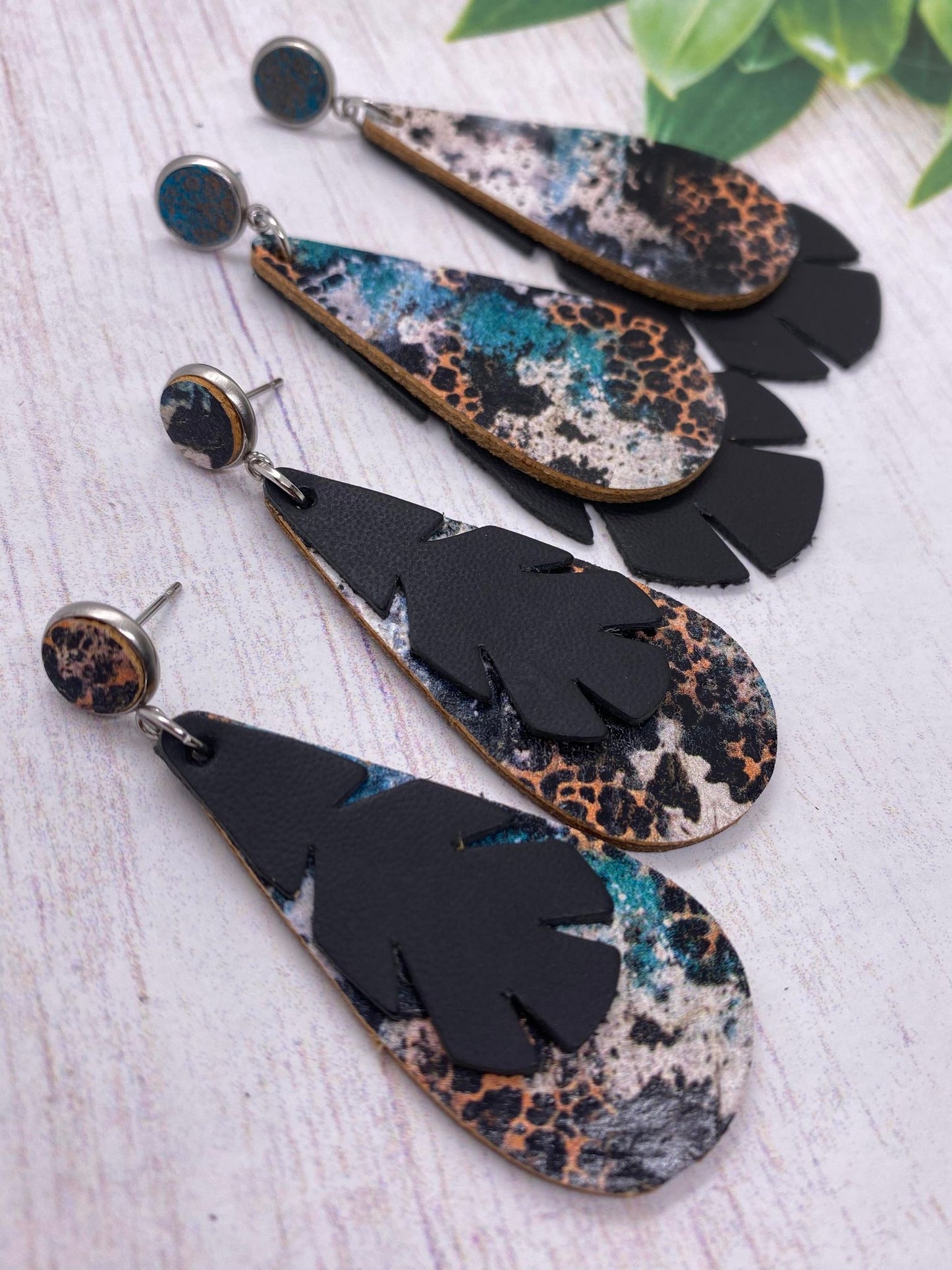 Leona Feathers - pairs - Steel Rule Wooden Earring Die