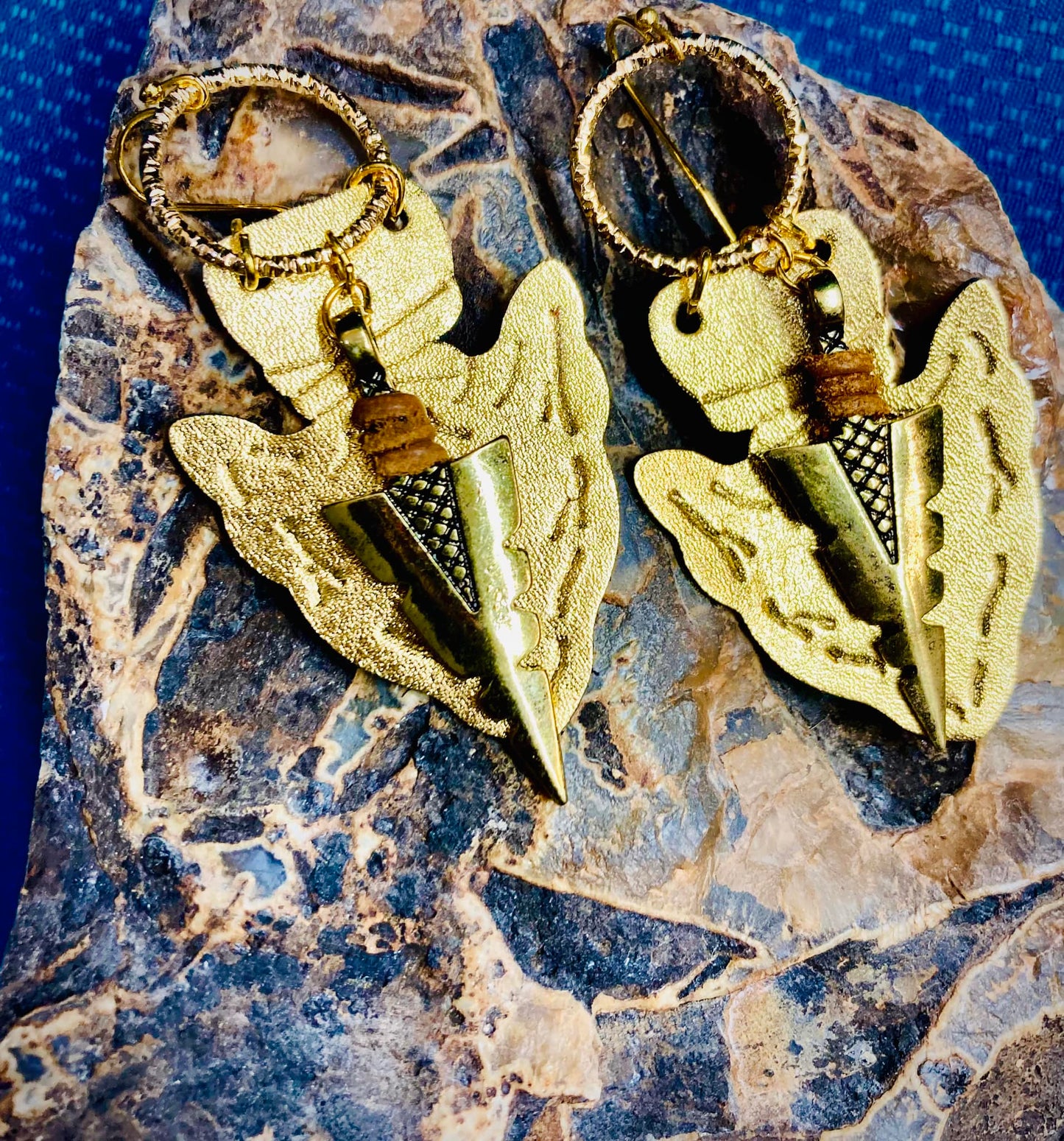 Arrowhead - Embossed - 2 sizes available - Steel Rule Wooden Earring Die