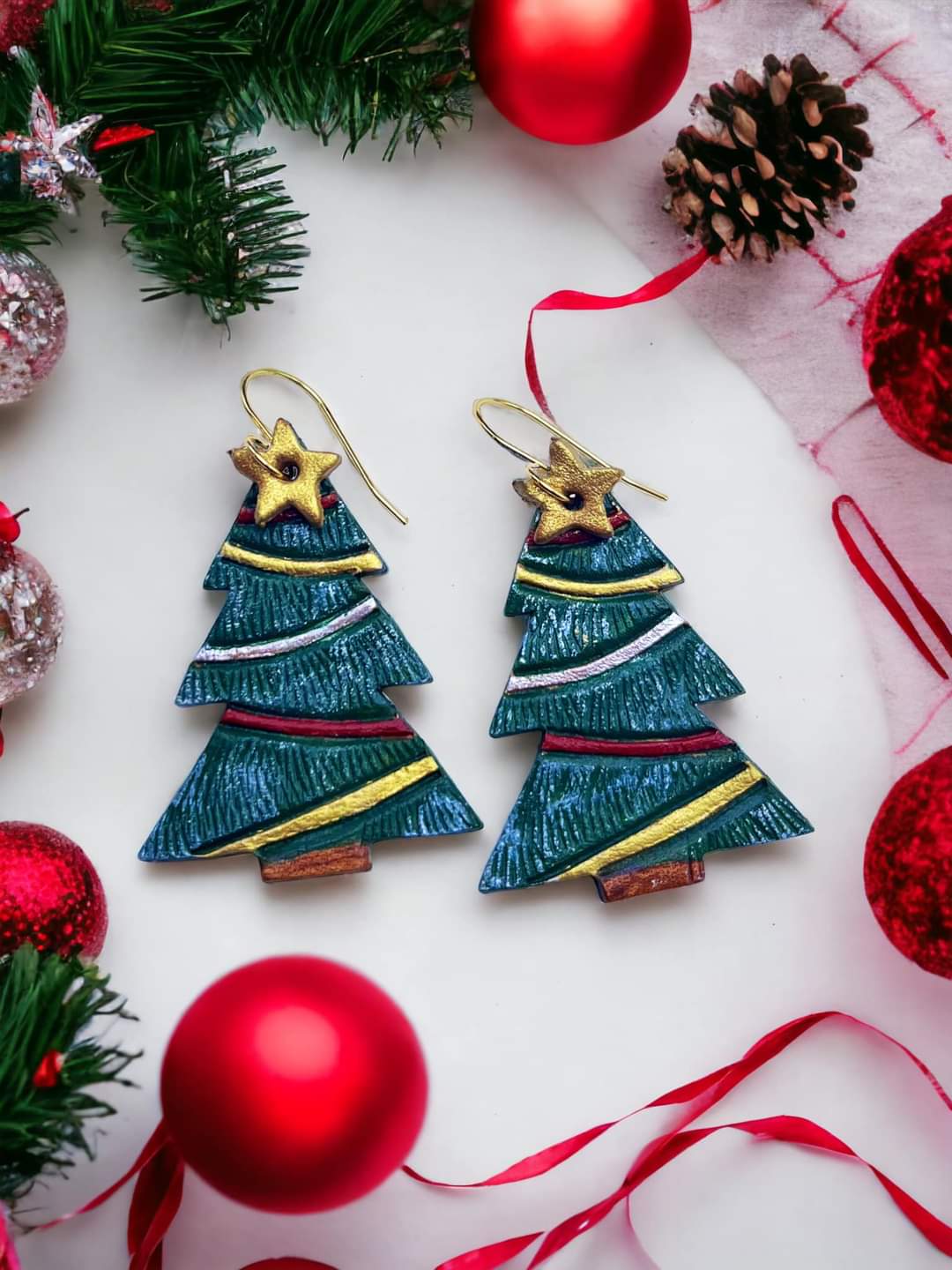 Christmas Tree- Embossed pair - Steele Rule Wooden Earring Die