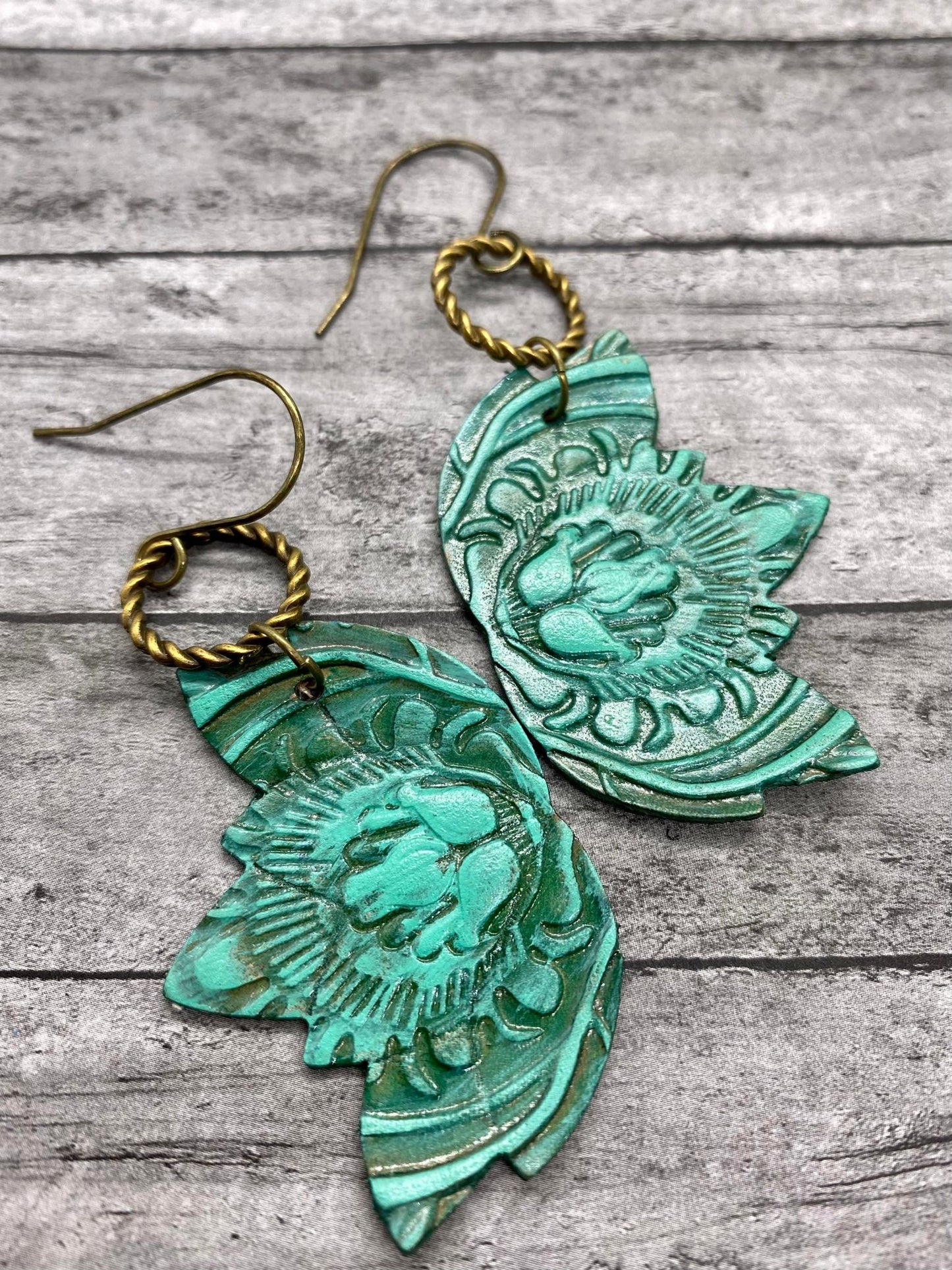 Mary - 1.75" Embossed half flower- Mirrored pair - Steel Rule Wooden Earring Die