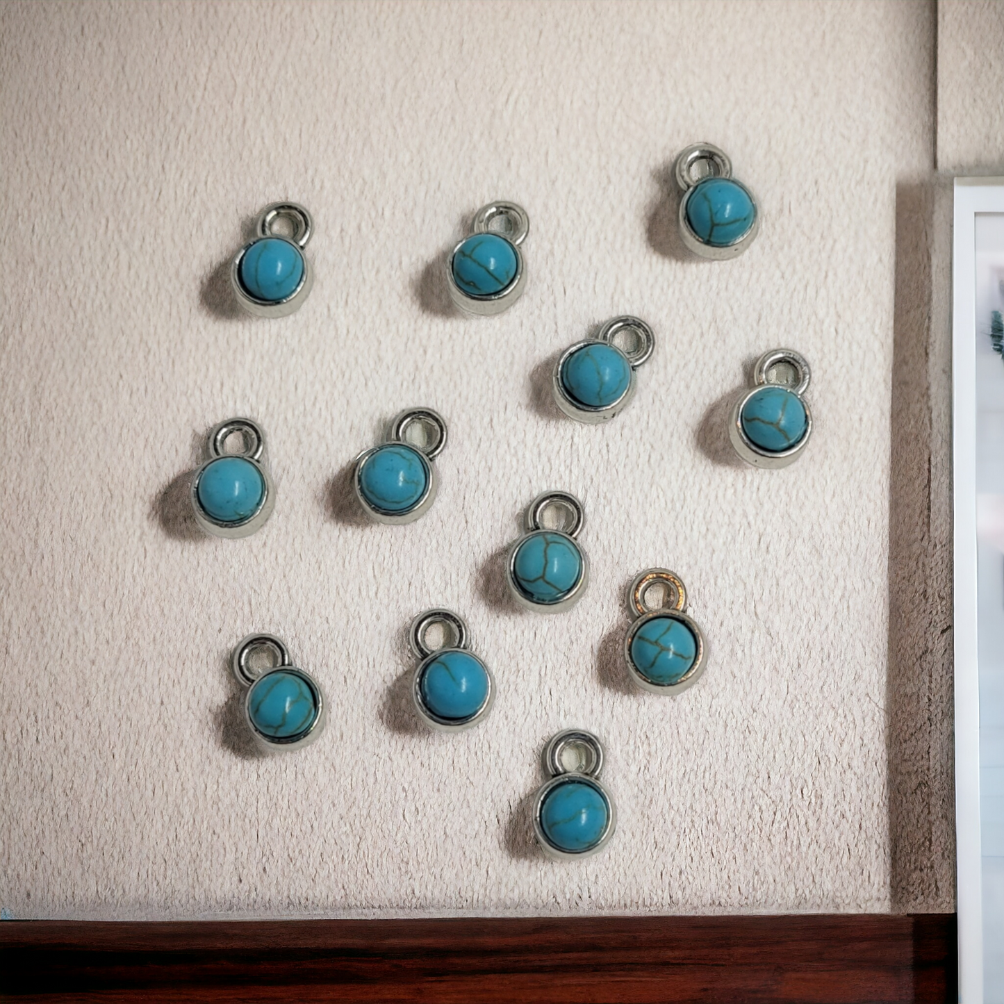 Small circle Turquoise/Silver Charms - 12 pieces - Earring Findings