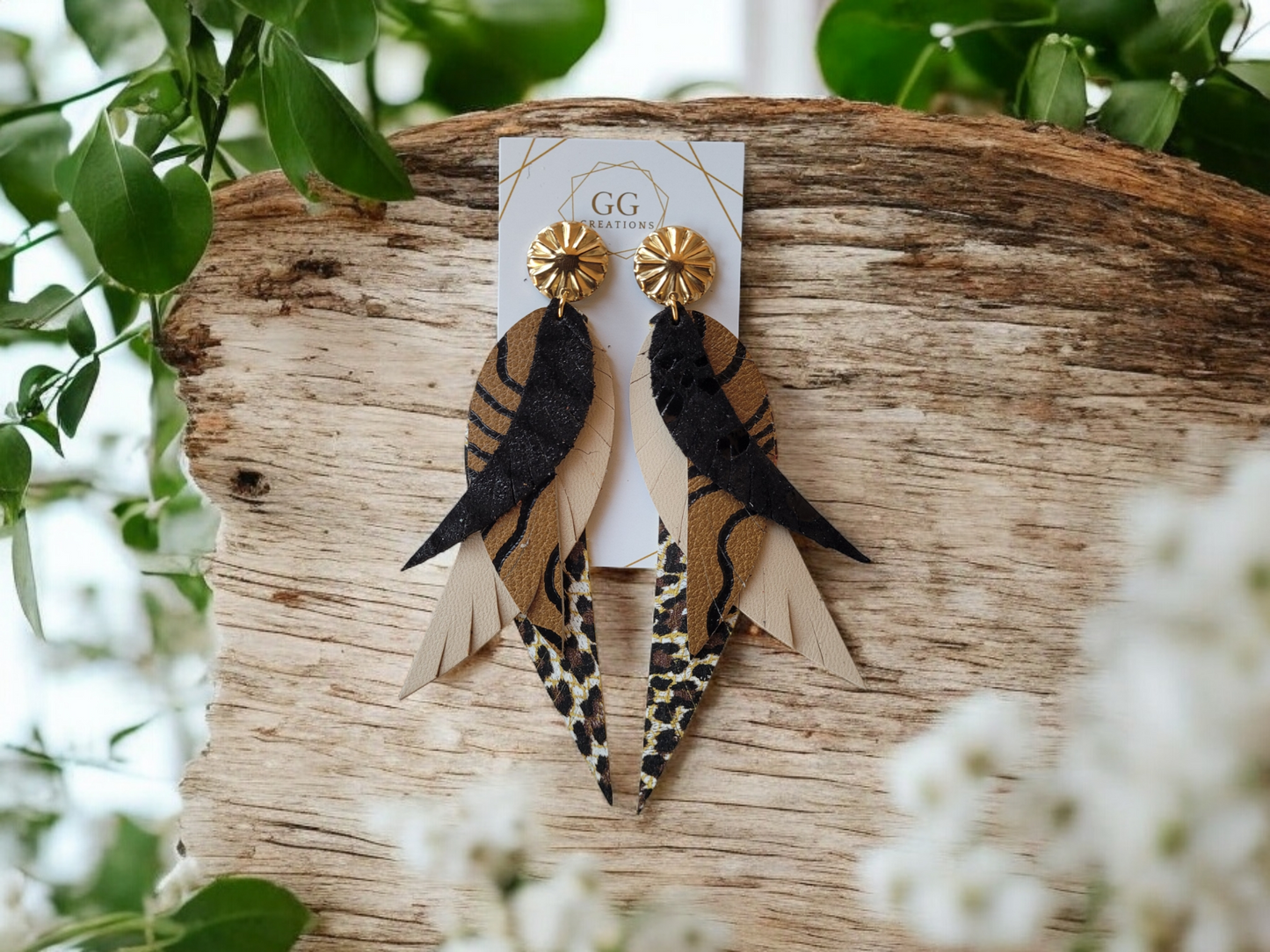 Hazelwood Feathers -  4 layers - Mirrored Pairs - Steel Rule Wooden earring die