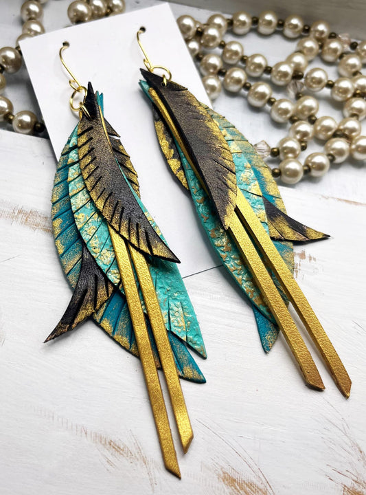 Spirit Fringed Feathers -  Steel Rule Wooden earring die