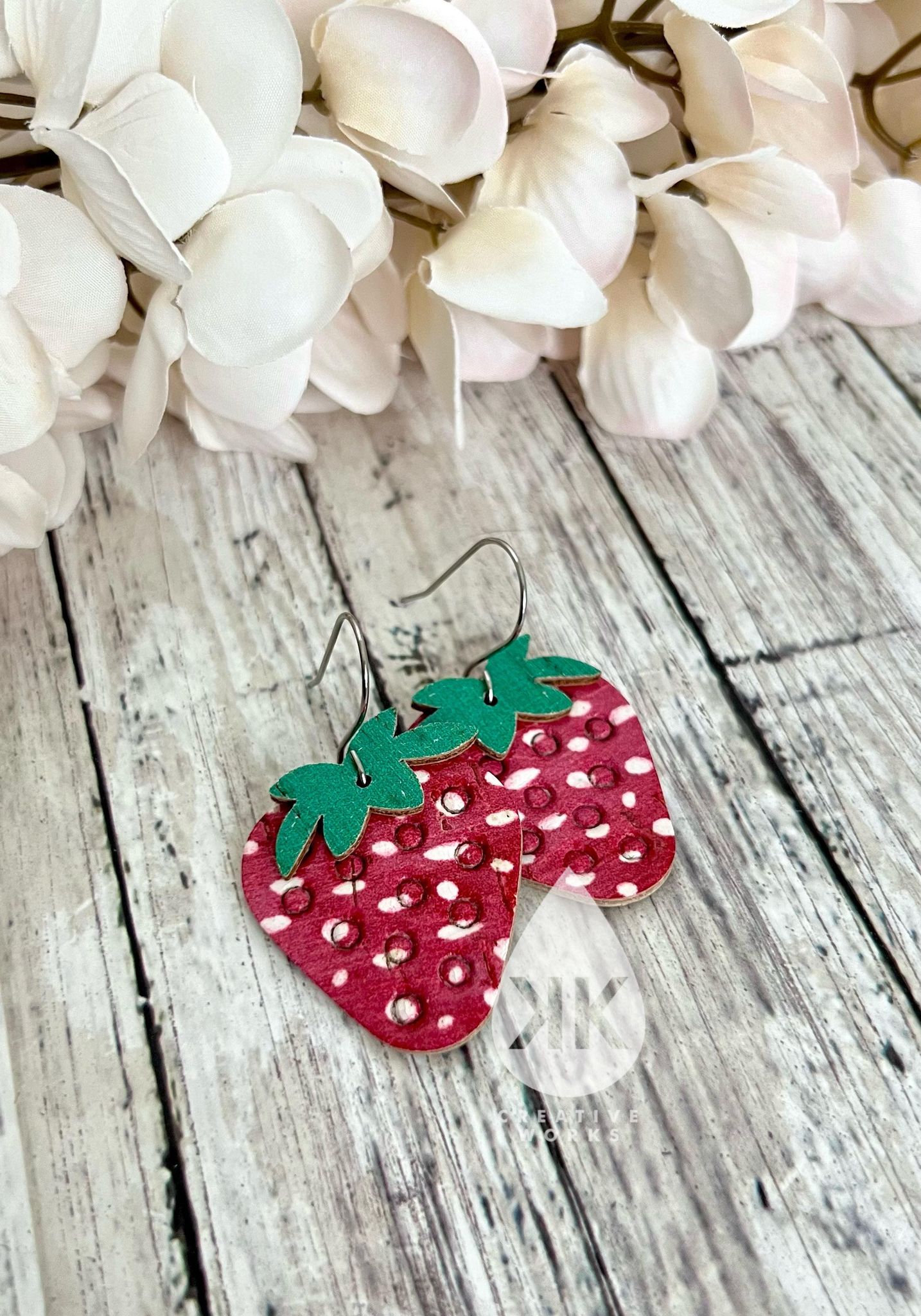 Strawberries -1.5" Embossed (pair) - Steel Rule Wooden Earring Die