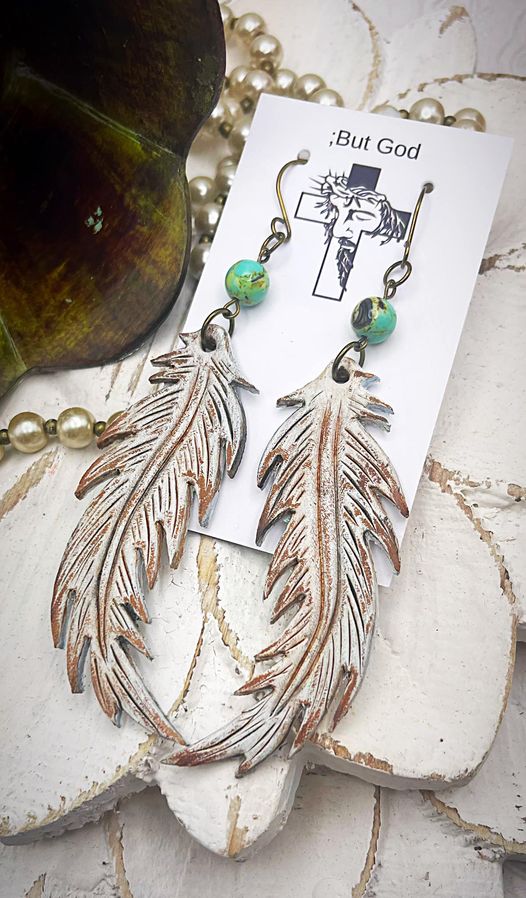Fringy Feather - not embossed - (mirrored pair)