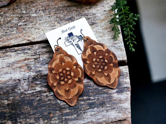 Scalloped drops  - 3 sizes (not embossed) - Steel Rule Wooden Earring Die