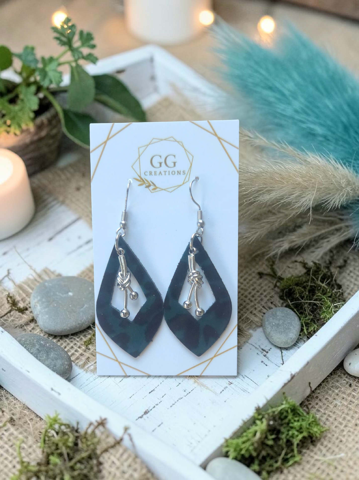 Sweet Surprise Open Teardrops - 2 sizes - embossed & not embossed - Steel Rule Wooden Earring Die