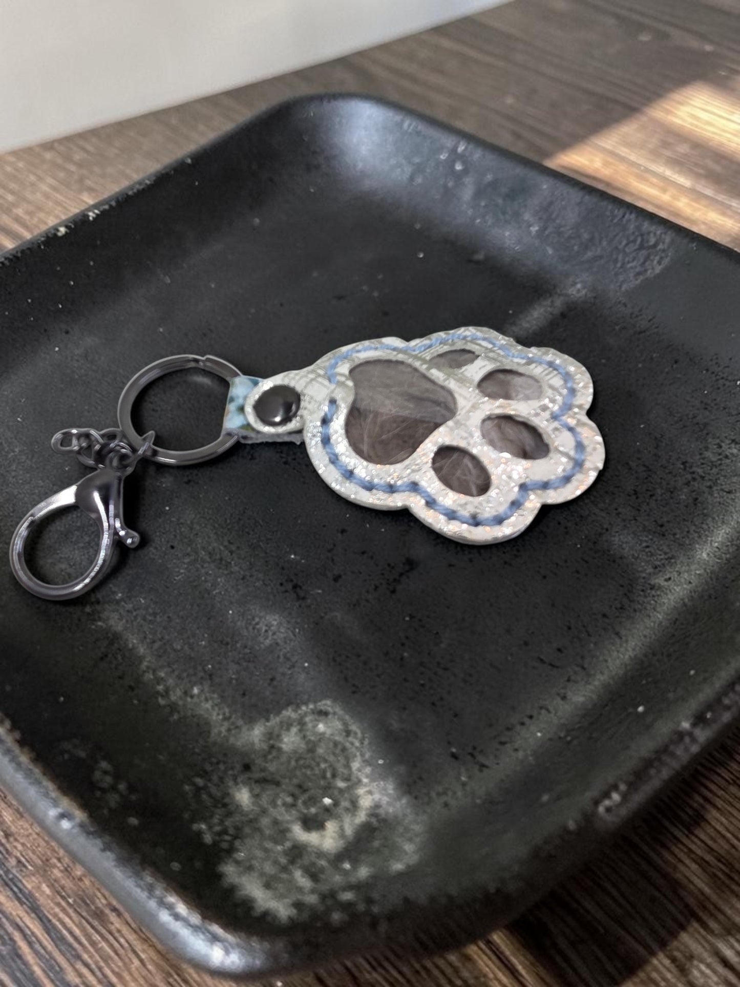 Preorder - Paw Print Fur Keepsake - Bag Charm, Accessory Keychain Die - Steel Rule Wooden Die
