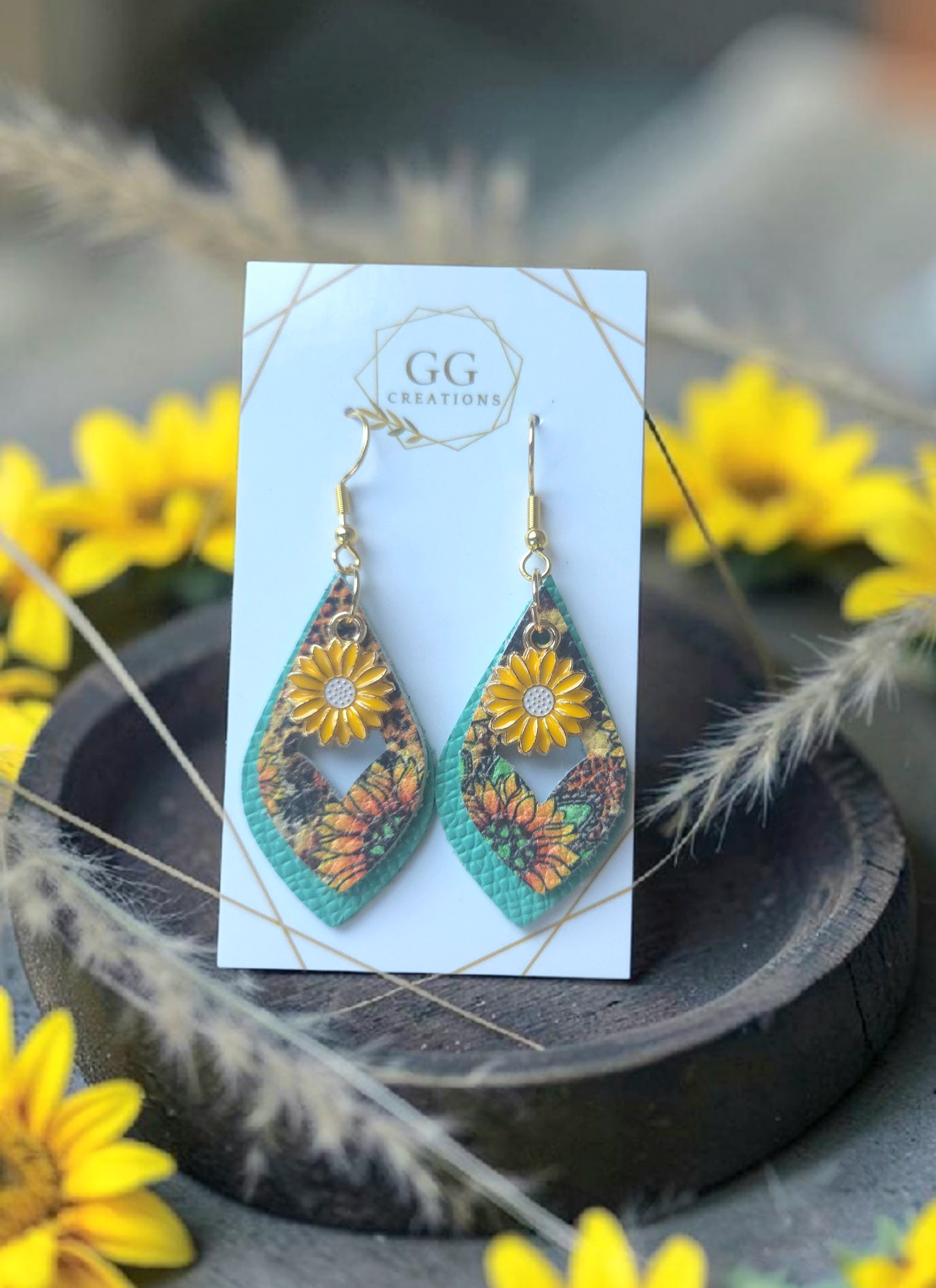Sweet Surprise Open Teardrops - 2 sizes - embossed & not embossed - Steel Rule Wooden Earring Die