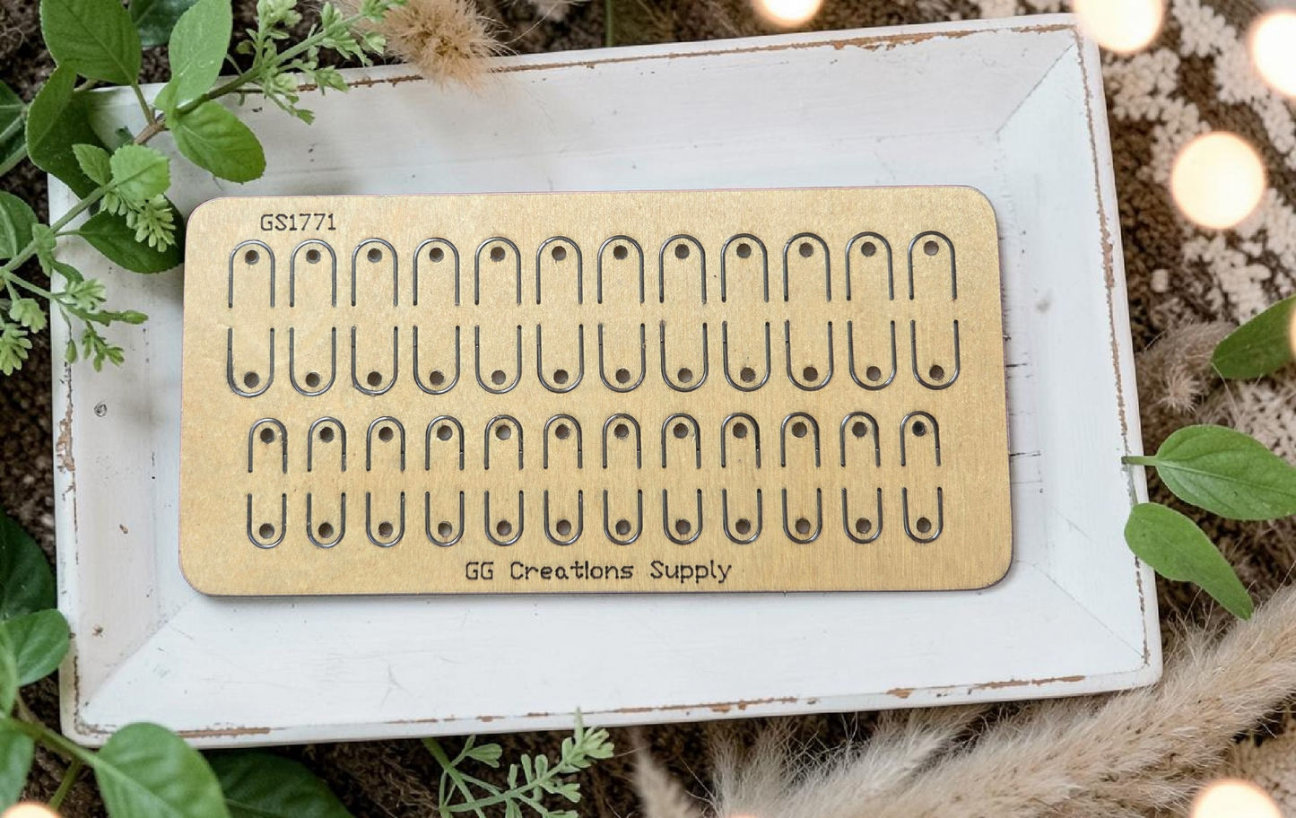 Tab and connector set- 24 piece tab and connector set - Steel Rule Wooden Die