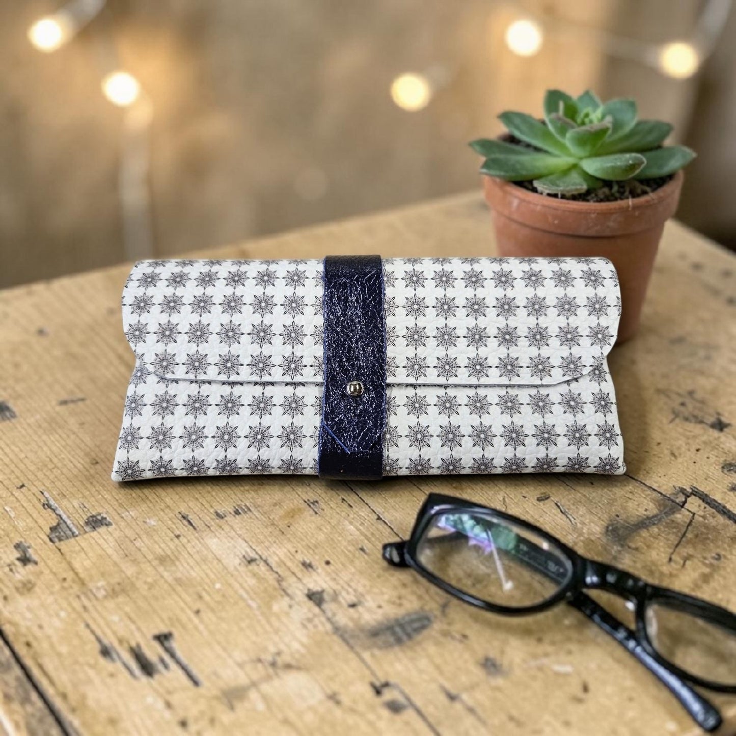 Eyeglass Case Accessory - No sew - Steel Rule Wooden Die