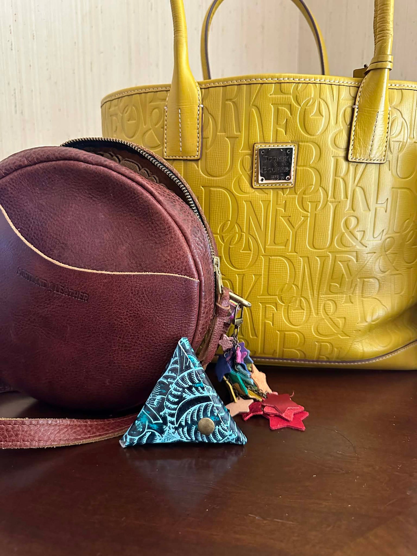 Preorder - Triangle Coin Purse/Pouch - Accessory - Steel Rule Wooden Die
