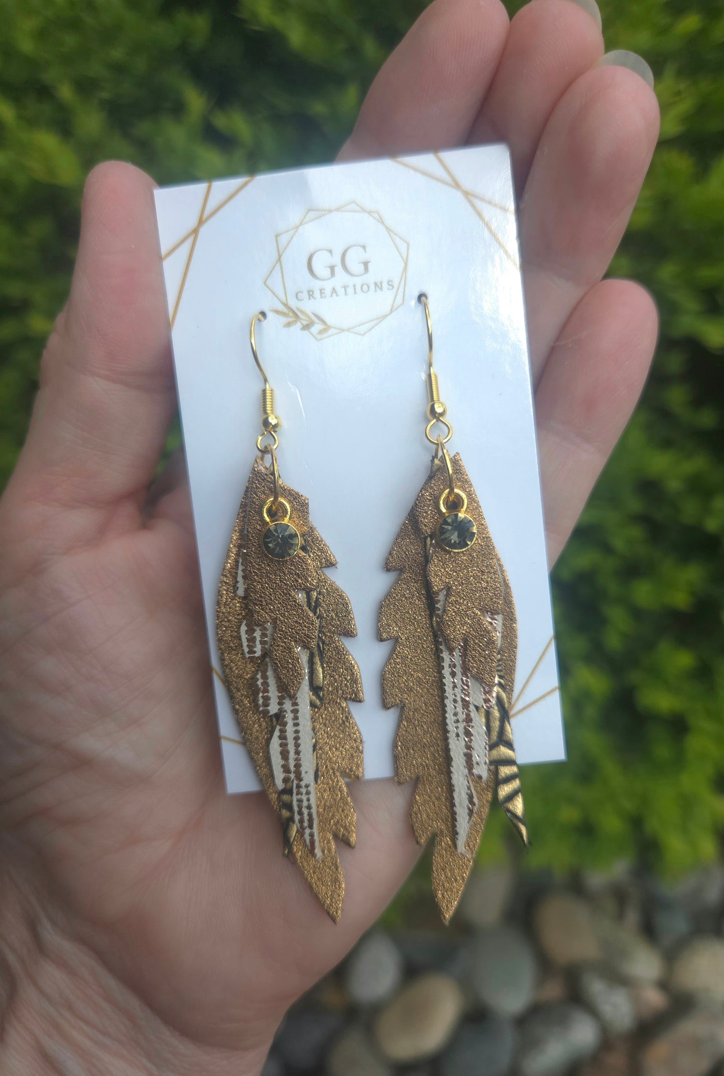 Ellie - Side Fringe Feathers - Steel Rule Wooden Die