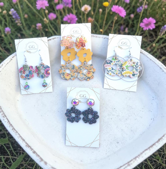 Preorder - Boho Flowers - 2 sizes - pairs - Steel Rule Wooden Earring Die