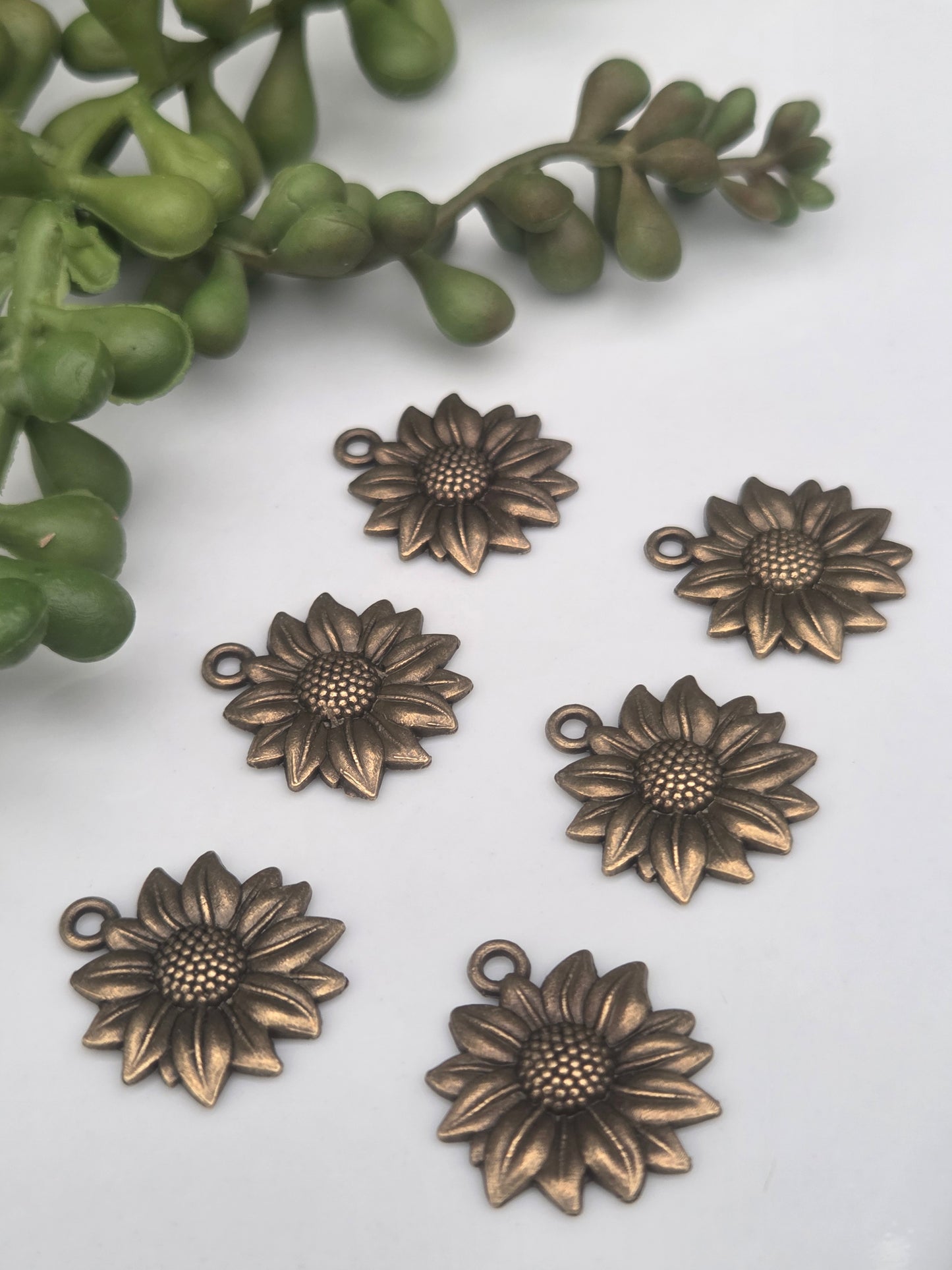 Bronze Sunflower Charms - 6 pieces - Charms